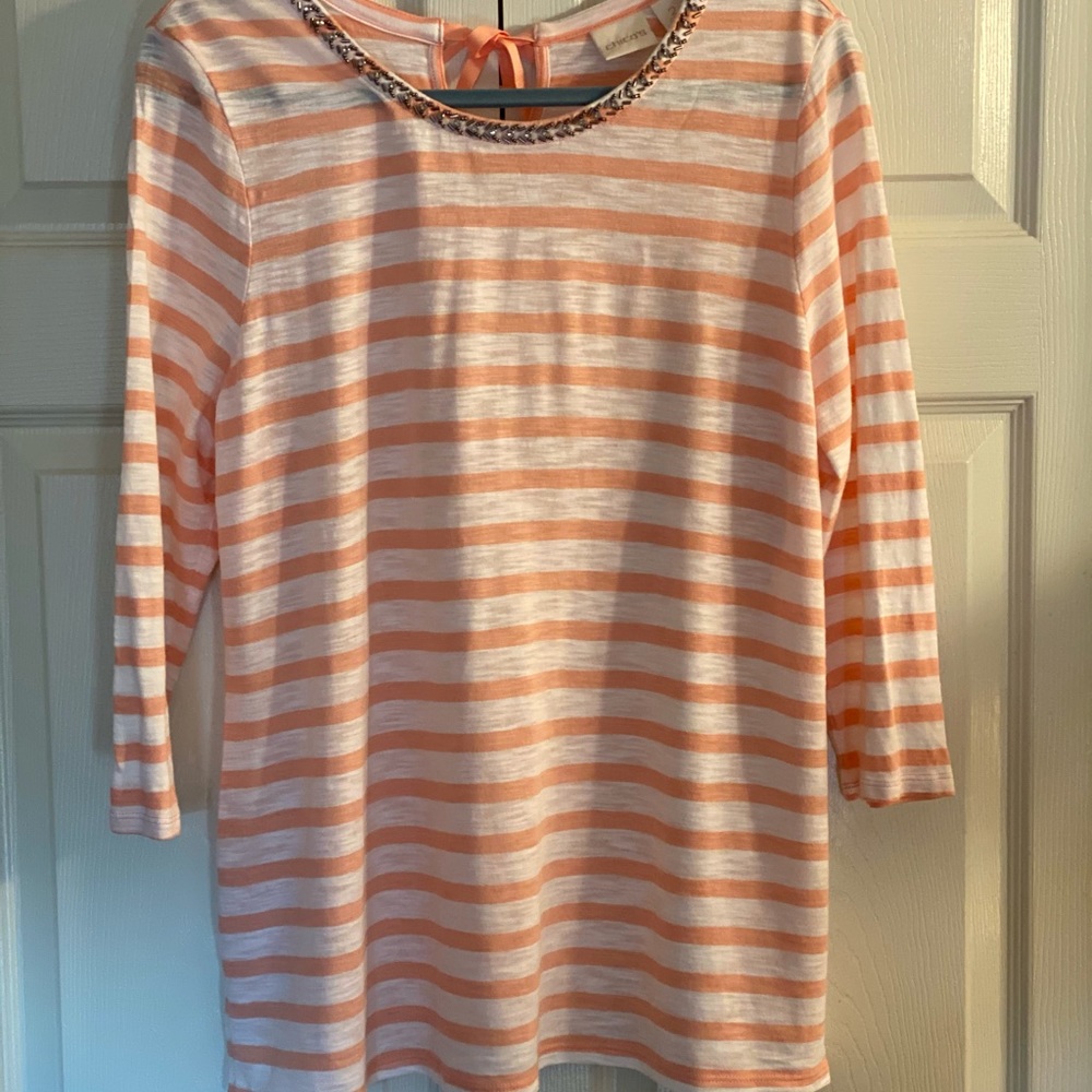 Chico s Summer Top.  Size 2.  Length:  28”. 3/4 Sleeves.  Like New Condition.